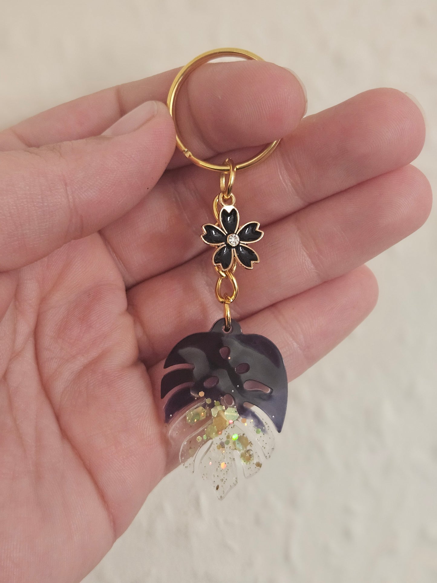 Monstera Keyring