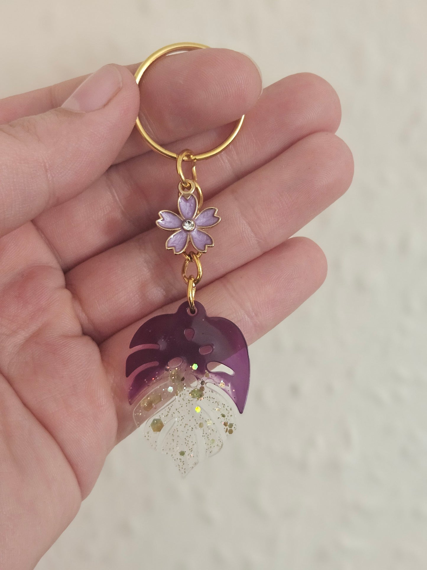 Monstera Keyring